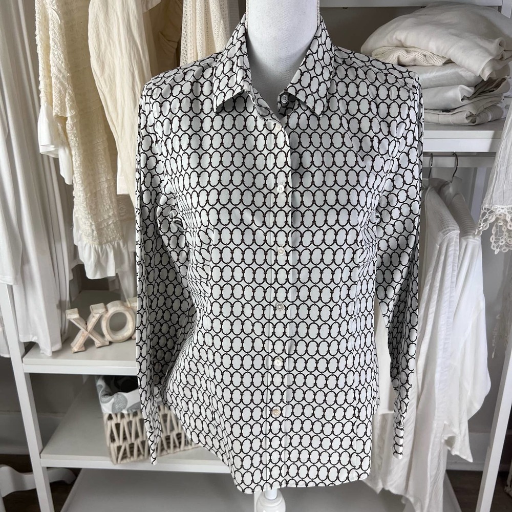 Talbots sz. 12 Petite white button down top, shirt, blouse. layering, #1486